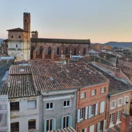 Appartement Exceptionnel 4 Etoiles Hyper Centre Albi 65 M2 Au 4Eme Etage Sans Ascenseur Avec Une Tour Du 12Eme Siecle מראה חיצוני תמונה