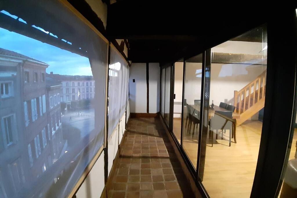 Appartement Exceptionnel 4 Etoiles Hyper Centre Albi 65 M2 Au 4Eme Etage Sans Ascenseur Avec Une Tour Du 12Eme Siecle מראה חיצוני תמונה