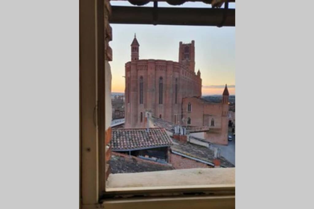Appartement Exceptionnel 4 Etoiles Hyper Centre Albi 65 M2 Au 4Eme Etage Sans Ascenseur Avec Une Tour Du 12Eme Siecle מראה חיצוני תמונה
